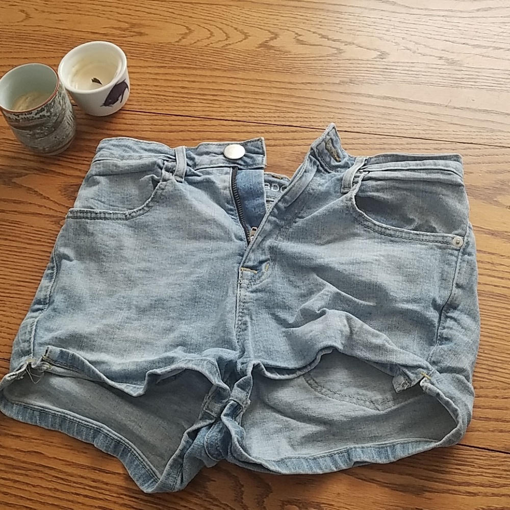 BDG highwaisted short jean shorts